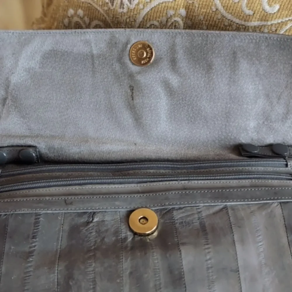 Super Sleek Gray Vintage 🩶Eel Skin Clutch /Shoulder Crossbody Purse